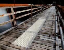 Honey Rug 70x350 Cm, Warm Grey/Vanilla -Exterique Sales Store pappelina honey rug warm grey vanilla 3 2