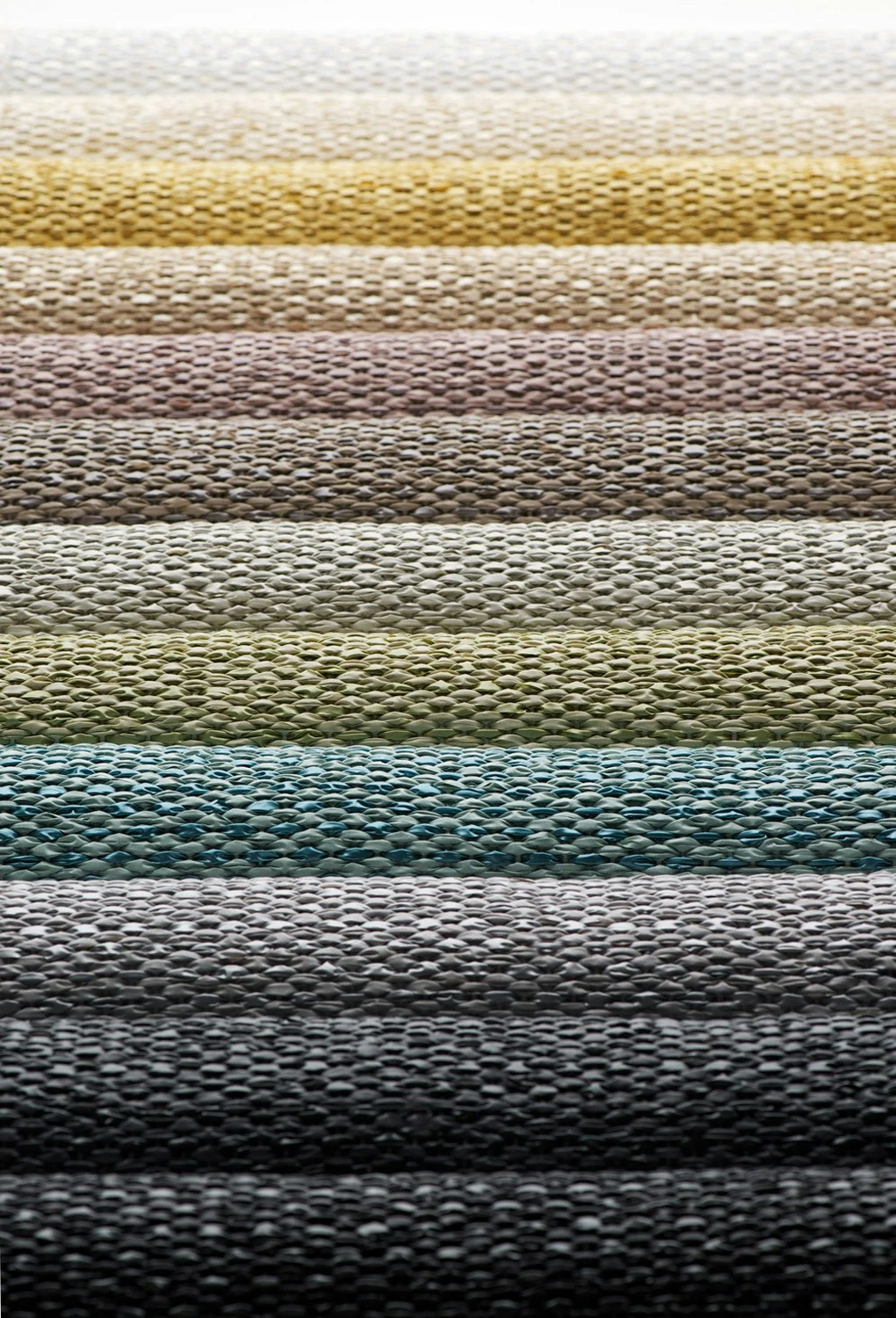 Svea Rug White Metallic/White, 180x260 Cm 4 Svea Rug White Metallic/White, 180x260 Cm - Image 4