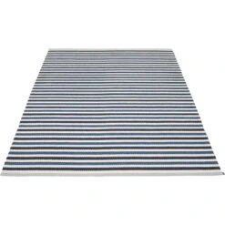 Teo Rug Denim / Dark Blue / Vanilla, 180x260 Cm